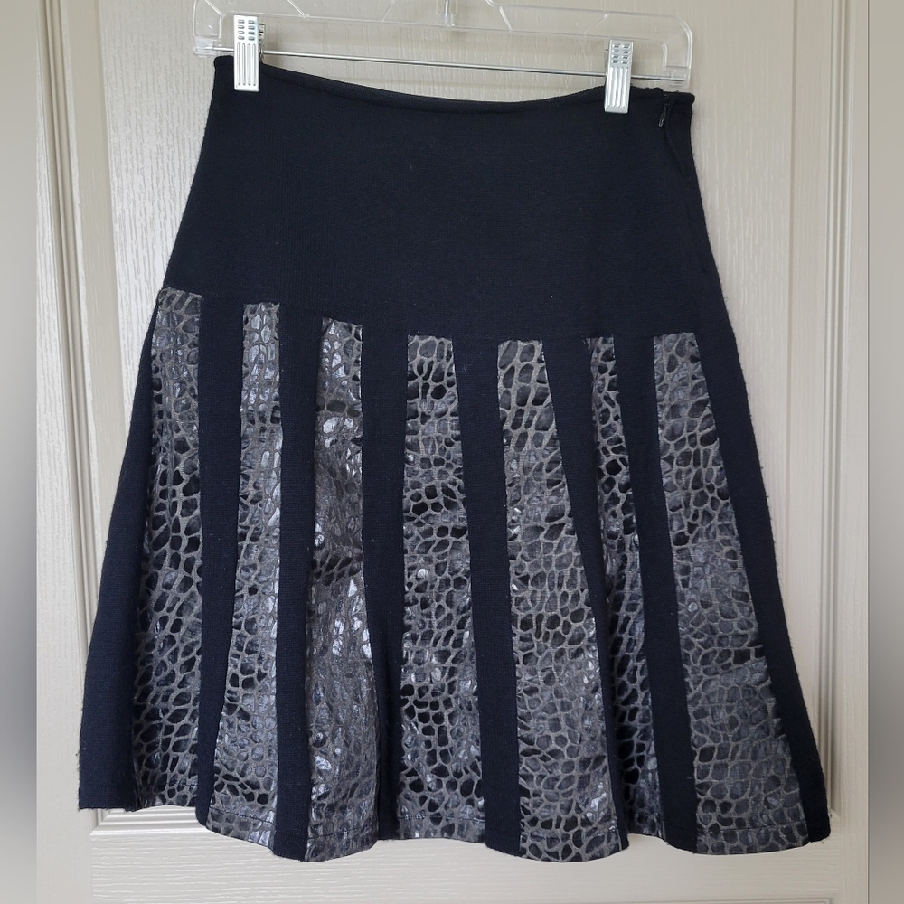 ETCETERA Black 100% Merino Wool with Crocodile Printed Linen Pattern Skirt